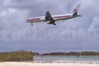 Boeing 757-223 N623AA 