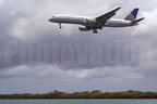 Boeing 757-224 N19136 
