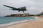 Douglas DC-3C N782T